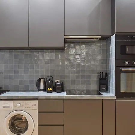 Daire New 2 Bedrooms Center Of By Prestige *