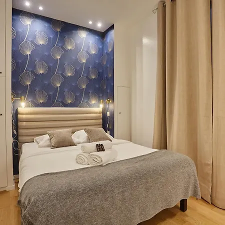 Daire New 2 Bedrooms Center Of By Prestige Paris