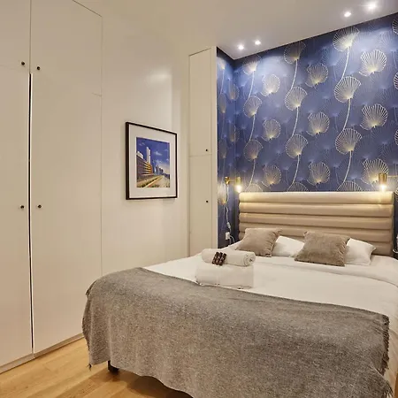 New 2 Bedrooms Center Of By Prestige Paris